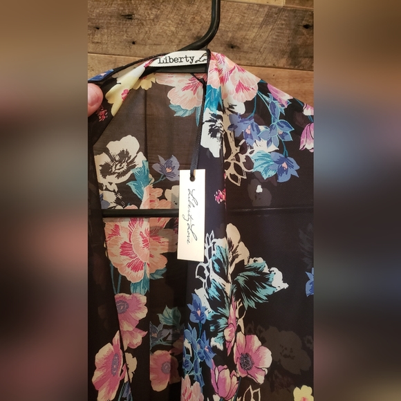 Sheer plus sz tunic nwt - Picture 3 of 3